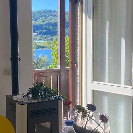 Apartment Romantica Terrazza Sul Revine Lago